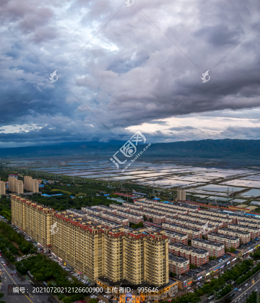 航拍山西運(yùn)城鹽湖城