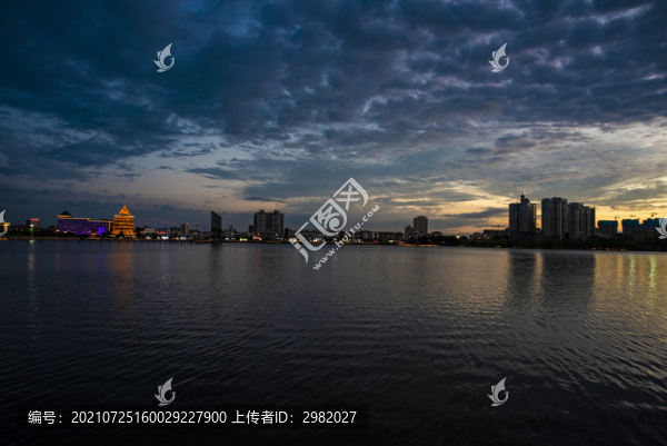 落日風(fēng)光