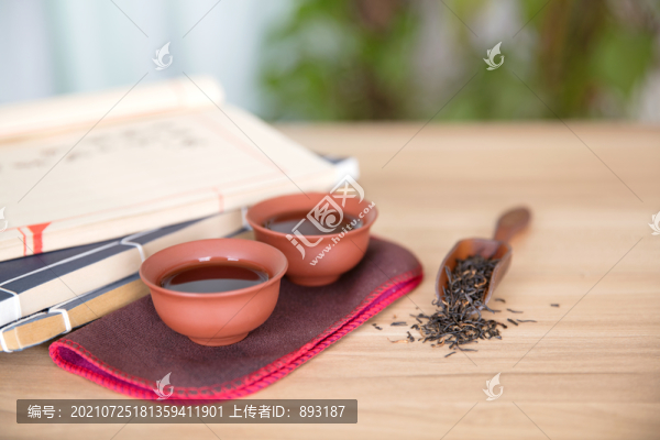 古書籍和中國(guó)飲茶場(chǎng)景