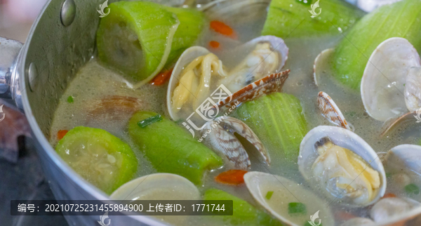 蛤蜊絲瓜湯
