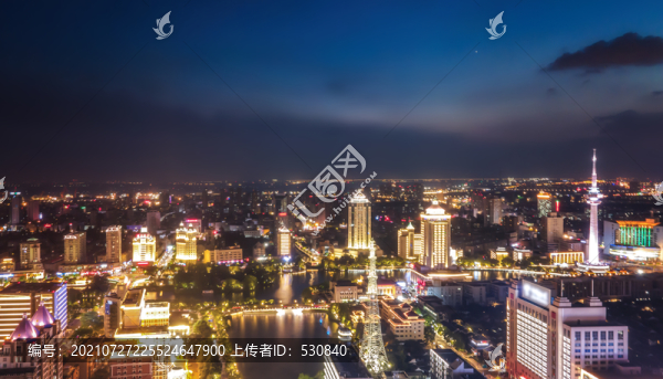 航拍江蘇南通濠河沿岸風(fēng)光夜景