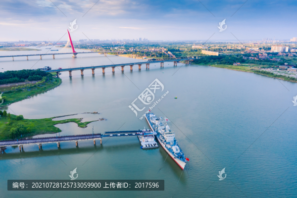 航拍南昌英雄大橋贛江大橋
