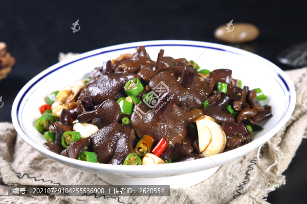 爆炒牛肝菌
