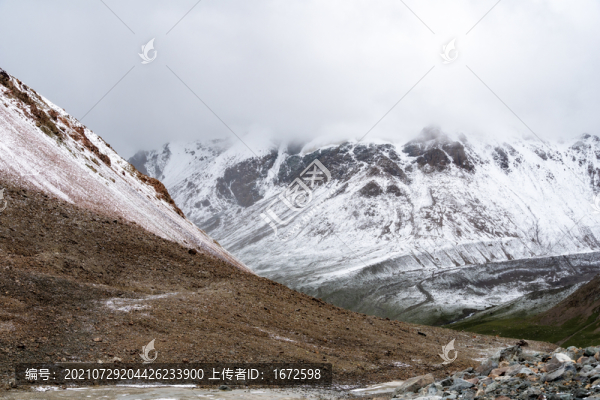 高原雪山風(fēng)光