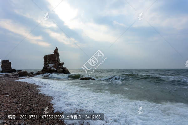 礁石海浪
