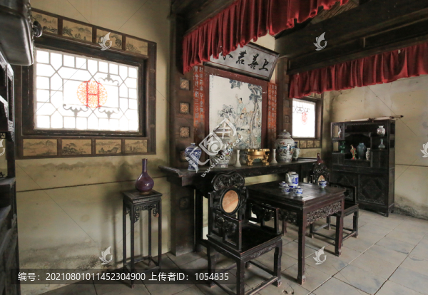 民國(guó)老房子內(nèi)景