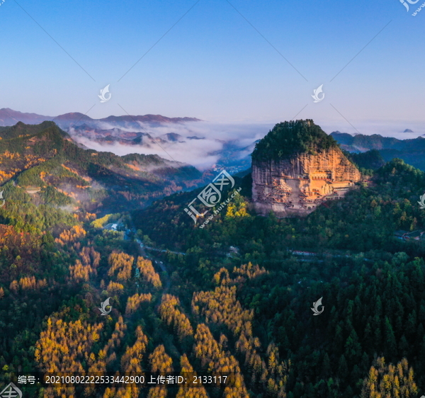 麥積山早晨