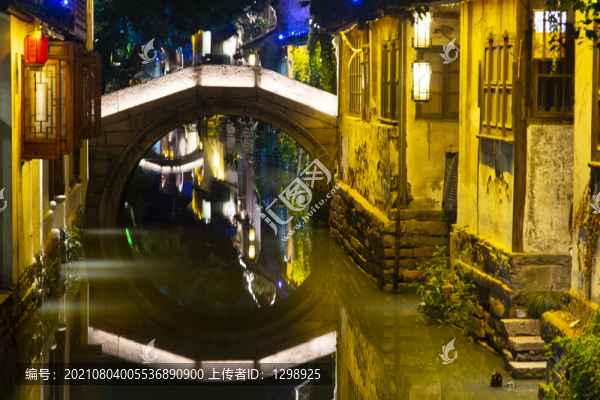 周莊古鎮(zhèn)夜色風(fēng)景