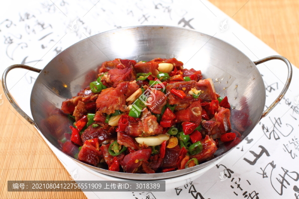 干鍋臘味野兔