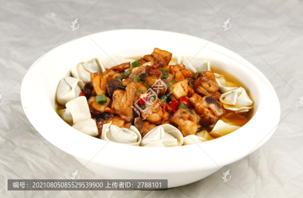 酸湯餛飩雞