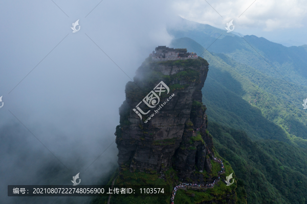 航拍貴州銅仁梵凈山