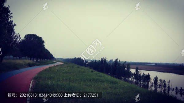 沁河