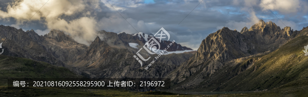 寬幅川西海子山風光