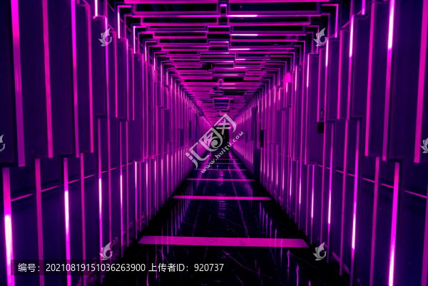 科幻燈光走廊