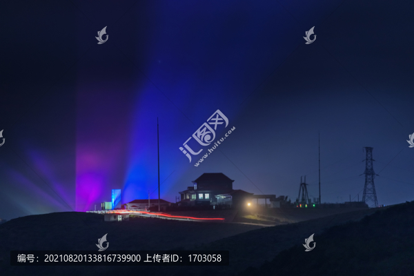 郴州的仰天湖景區(qū)夜景
