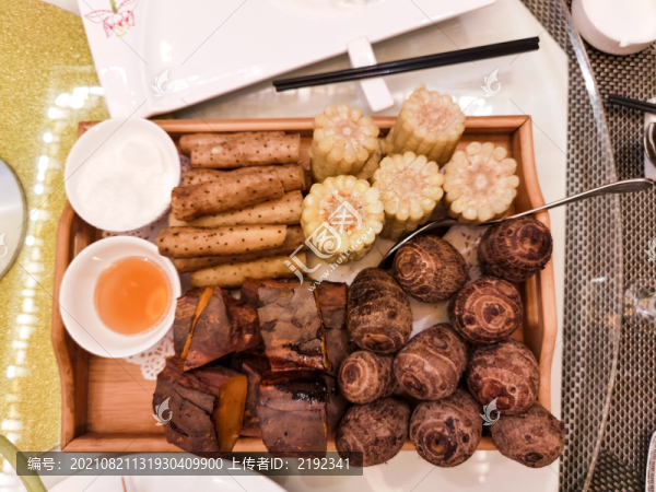 食物拼盤