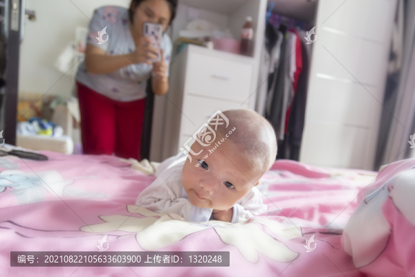 可愛(ài)的孩子