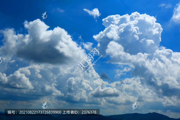 藍(lán)天白云