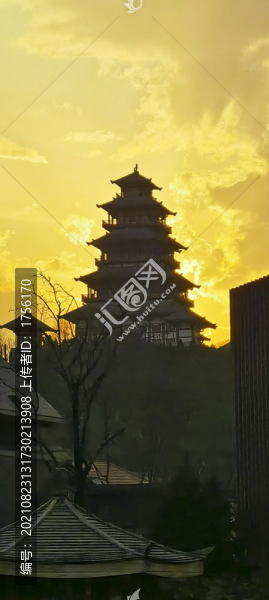 暮色古塔