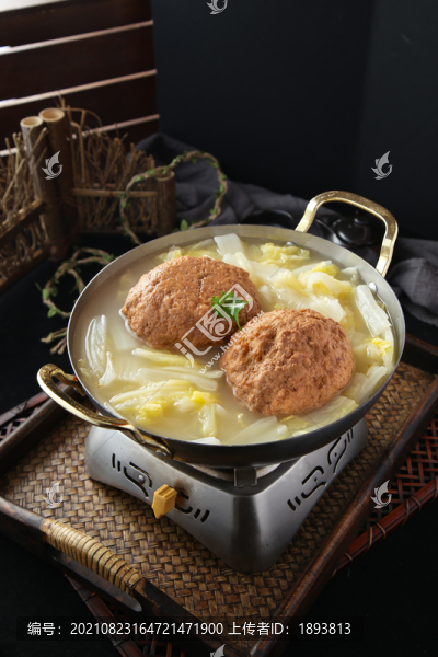 DQ獅子頭燉白菜