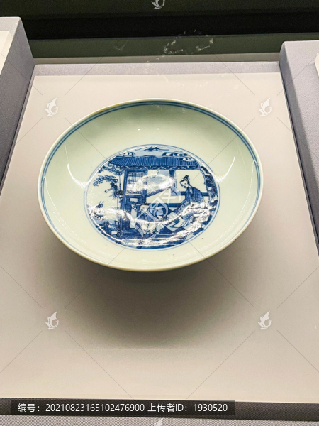 青花人物紋瓷盤