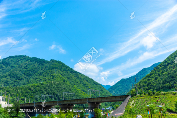 跨山鐵路