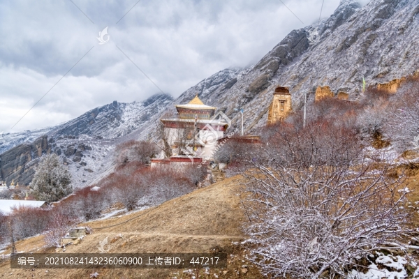 達(dá)拉崗布寺