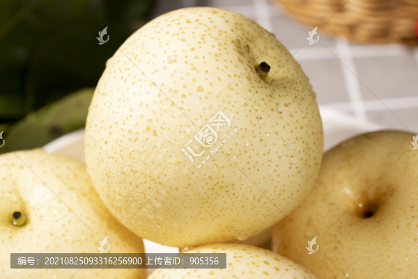 白皇冠梨雪梨