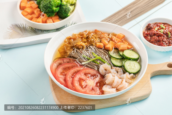 健康輕食蕎麥面
