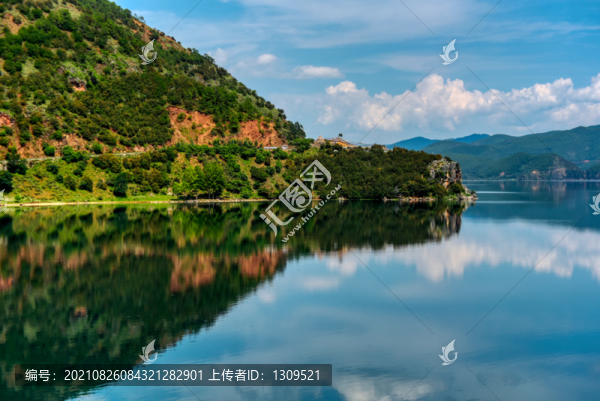 瀘沽湖