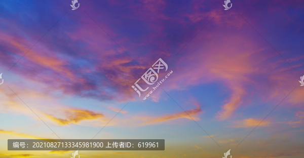 天空火燒云晚霞