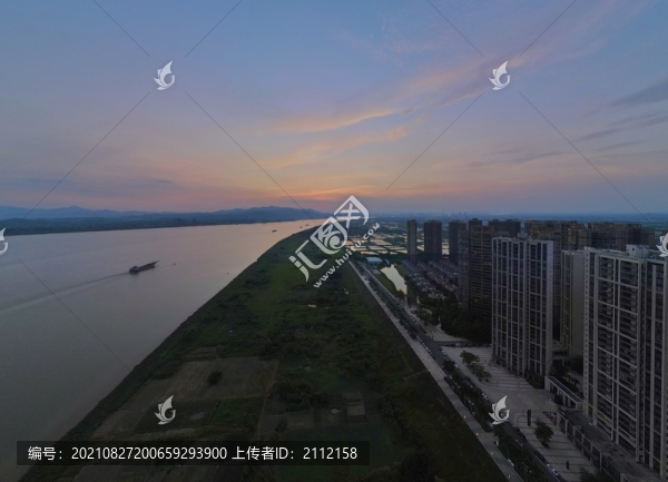 河灣晚霞