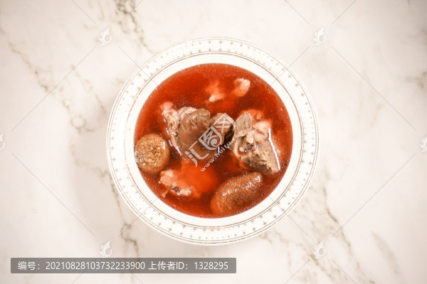 紅菇排骨湯