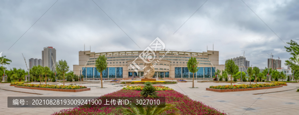 庫爾勒市街景