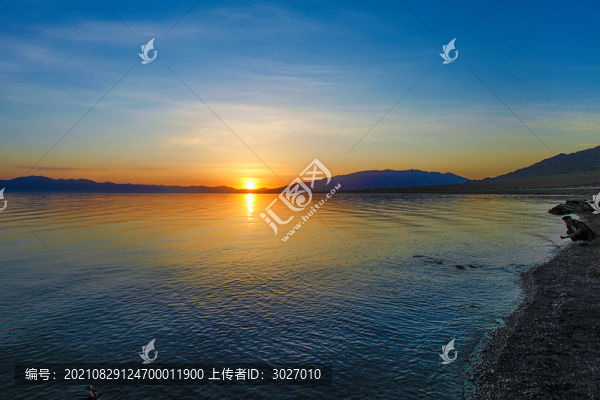 賽里木湖日出
