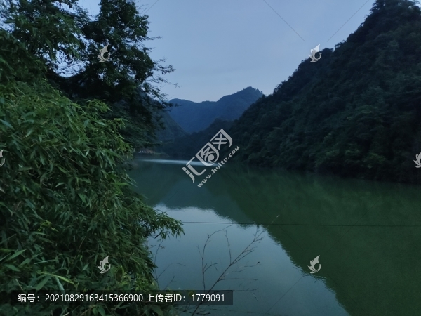 青山綠水