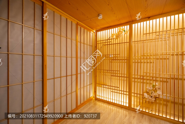 日式推拉門