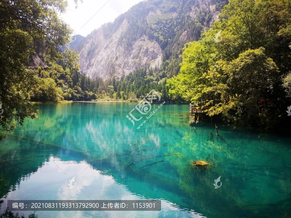 高山湖泊