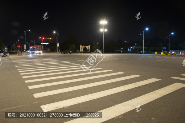 道路斑馬線