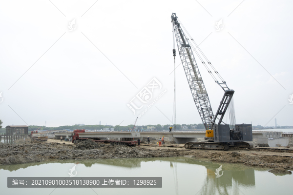 湖面橋梁工程建設(shè)
