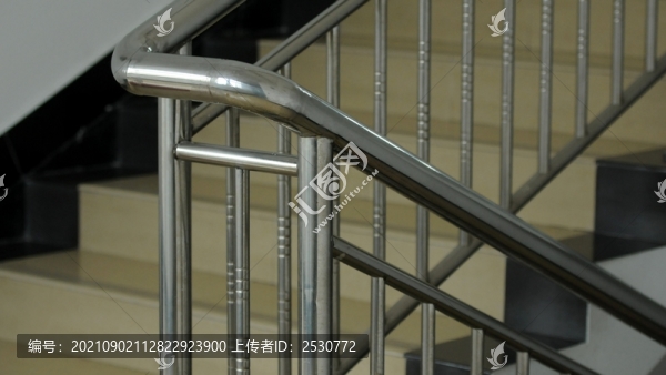 不銹鋼扶梯