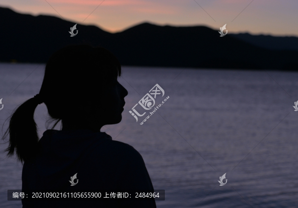 瀘沽剪影