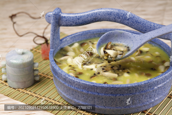 雜糧珍菌鍋