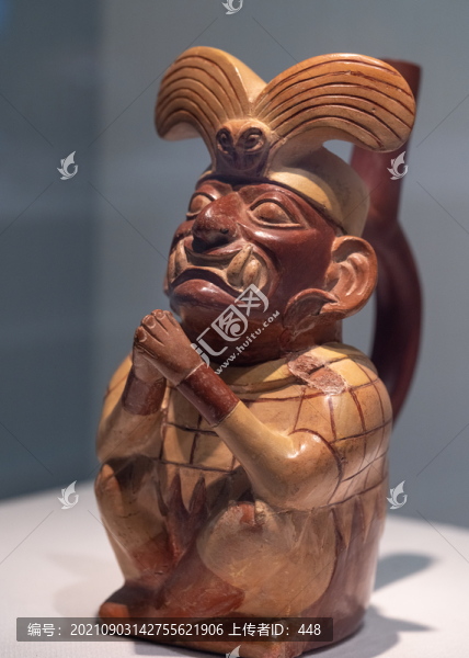 戴頭飾的神話人物形陶瓶