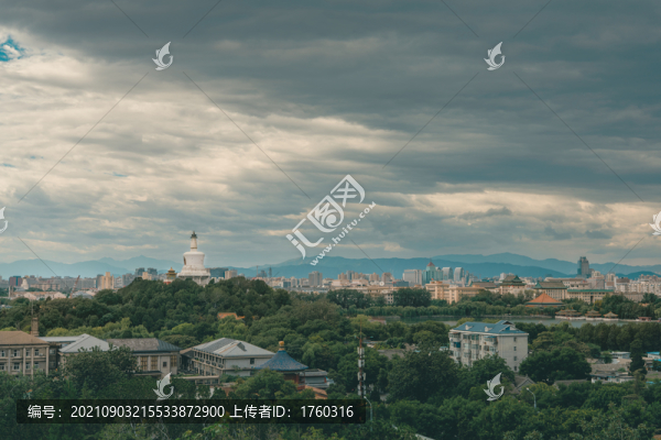 北海公園白塔