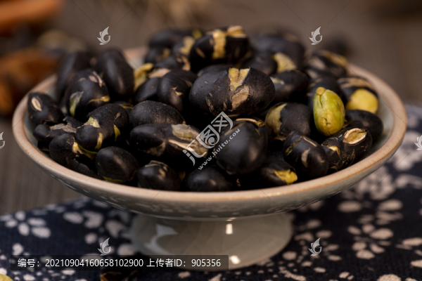 炒熟黑豆