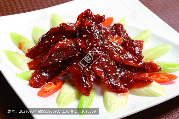 西芹臘牛肉