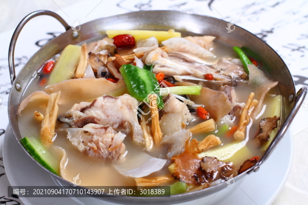 滋補豬蹄煲