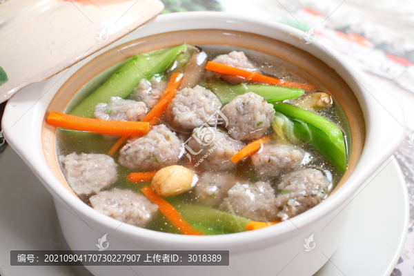 絲瓜煮鯪魚丸