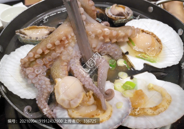 韓國(guó)料理海鮮火鍋